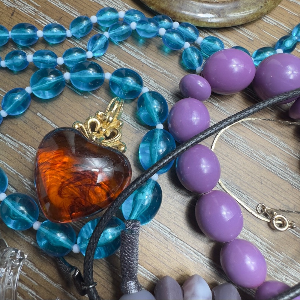 Jewelry Lot - Picture 6 of 16